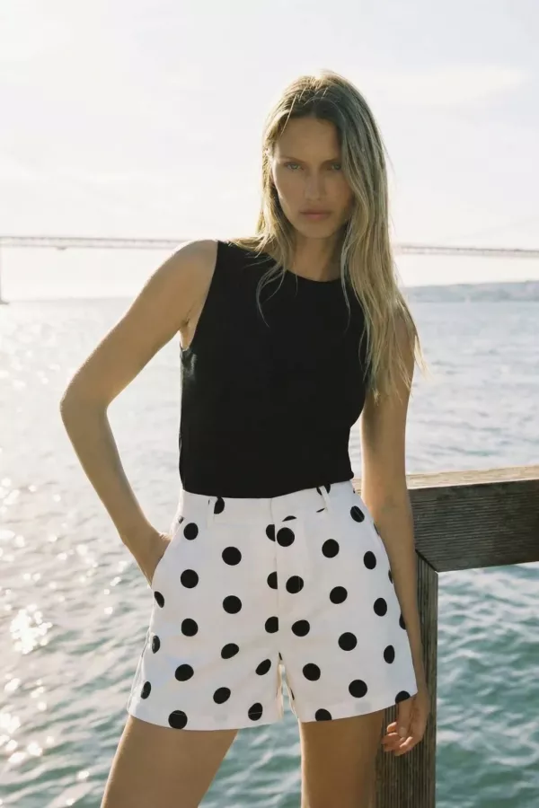 Short à pois