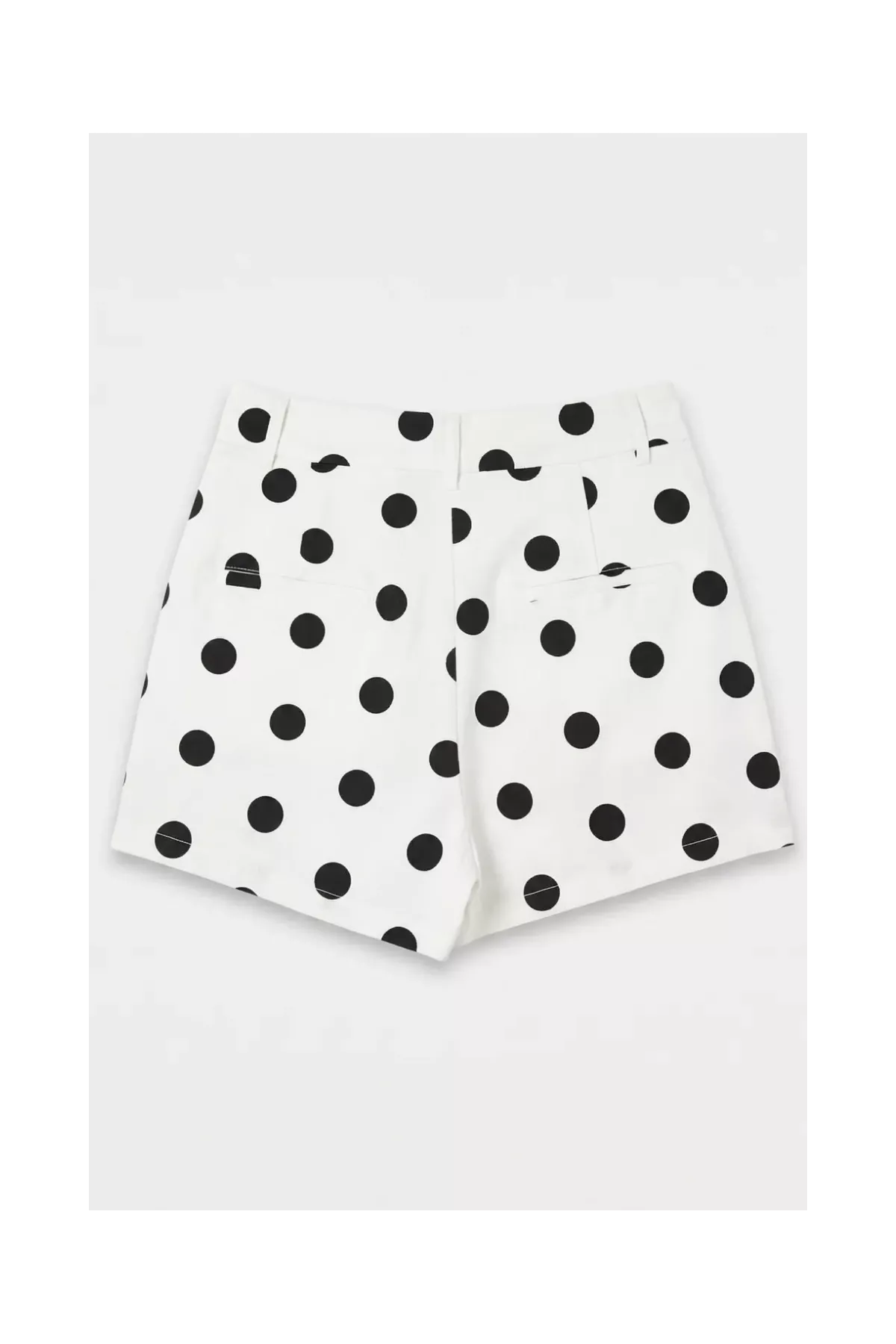 Short à pois
