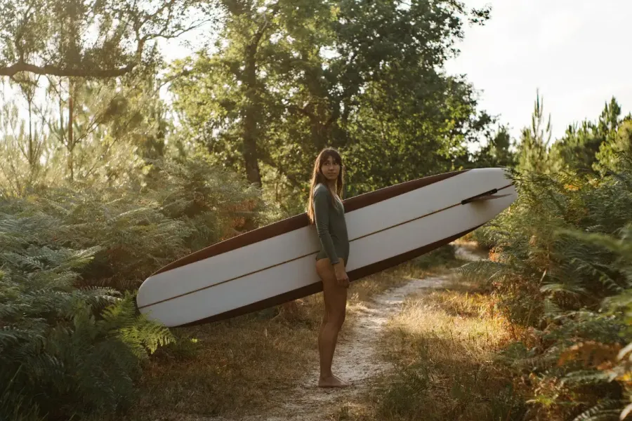 Portrait: Juliette Bechu, surfeuse et illustratrice