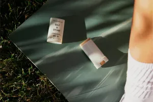 Mes essentiels quand je pars en surftrip.