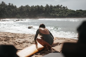 Mes essentiels quand je pars en surftrip.